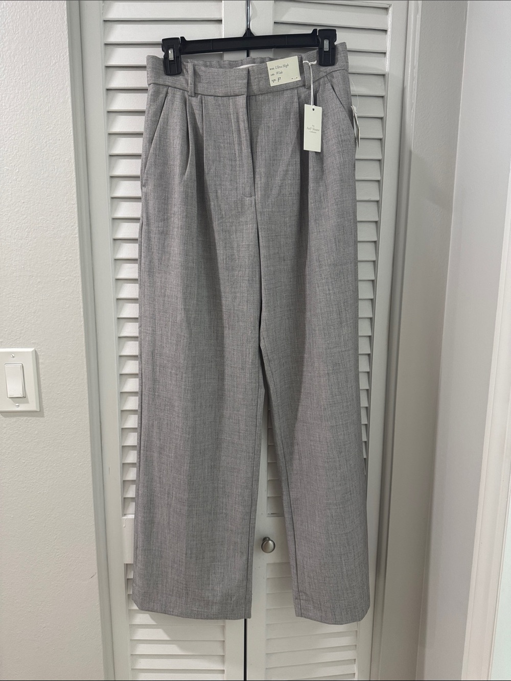 Abercrombie & Fitch A&F Sloane Wide Leg Trousers in Gray
